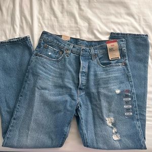 Levi’s Women's 501 Original-Fit Straight-Leg Jeans in size 31x30